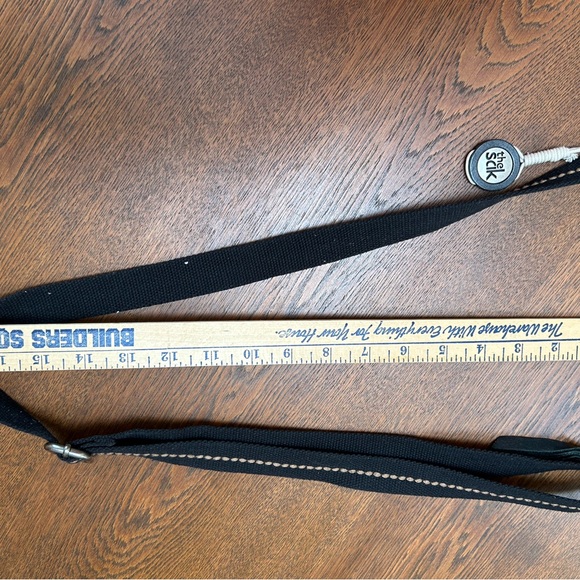 The Sak Vintage BoneWhite/Brown/Black Leather Crossbody. Match brn/blk web strap - Picture 7 of 7